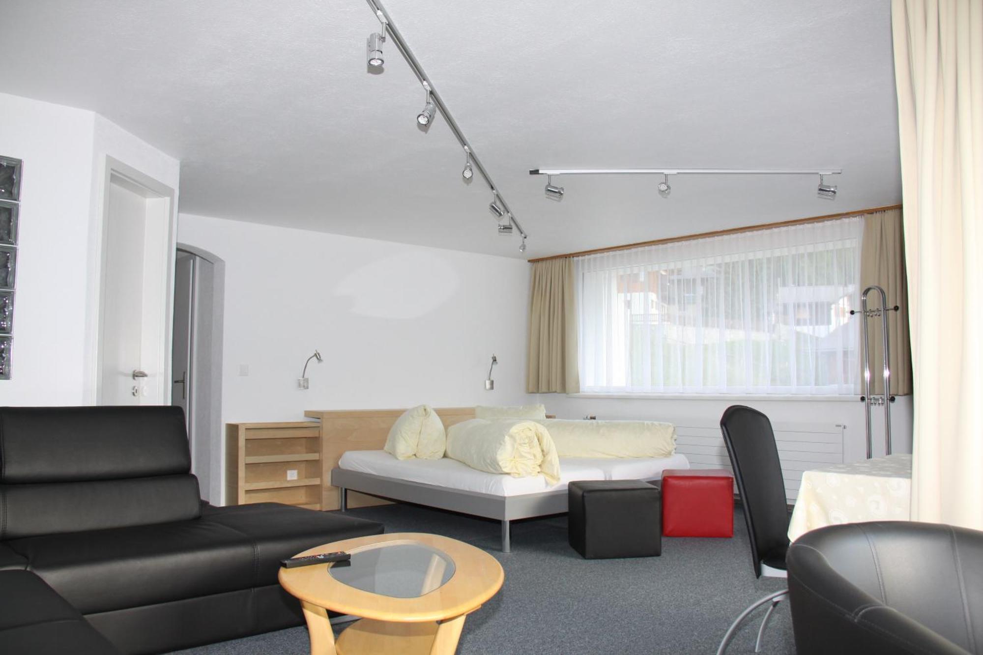 Hotel Eden Grachen Luaran gambar