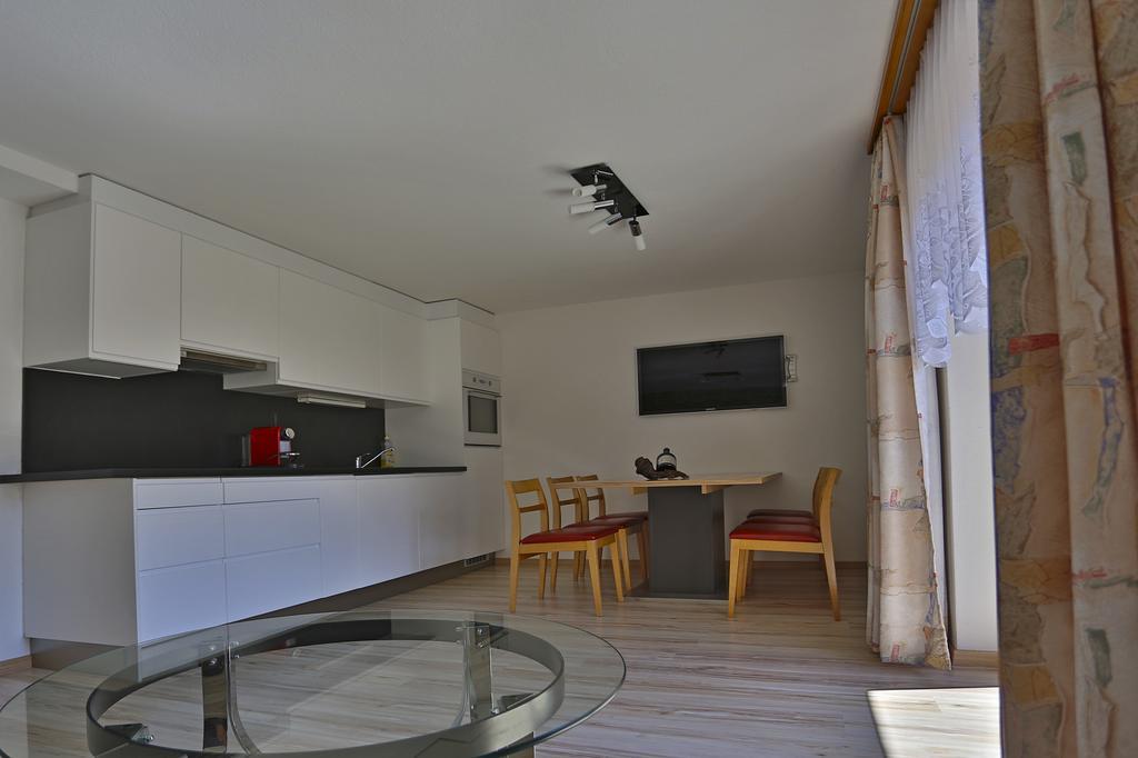 Hotel Eden Grachen Luaran gambar