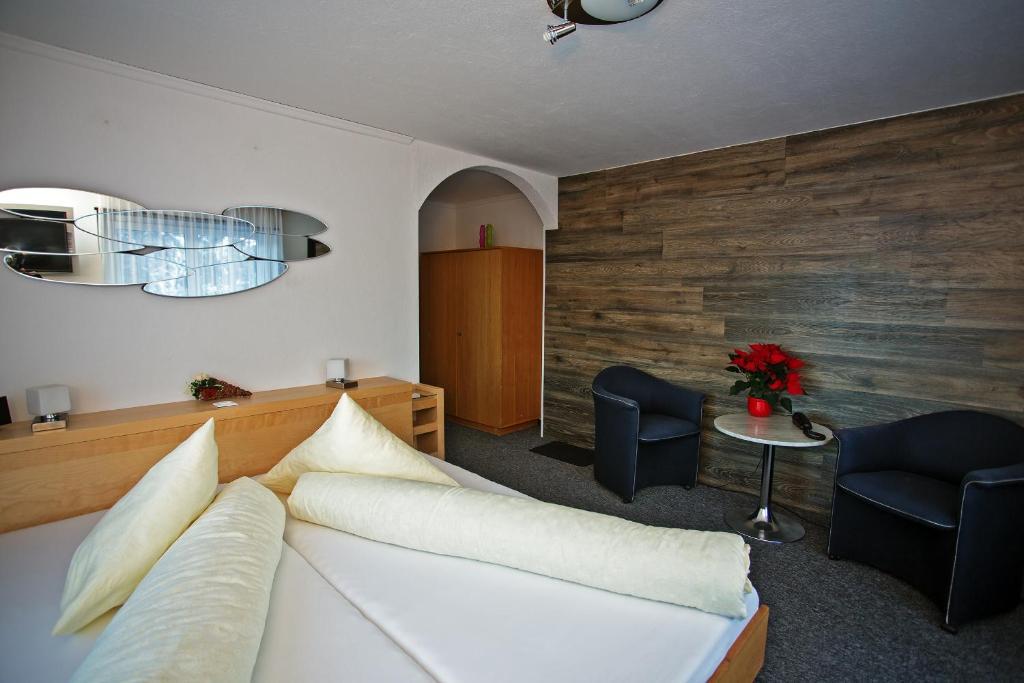 Hotel Eden Grachen Bilik gambar