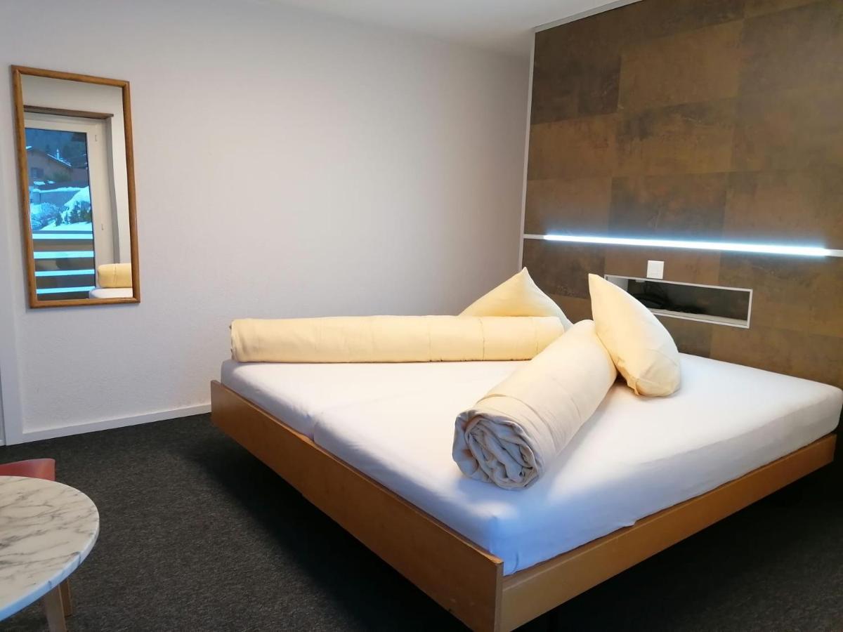 Hotel Eden Grachen Luaran gambar